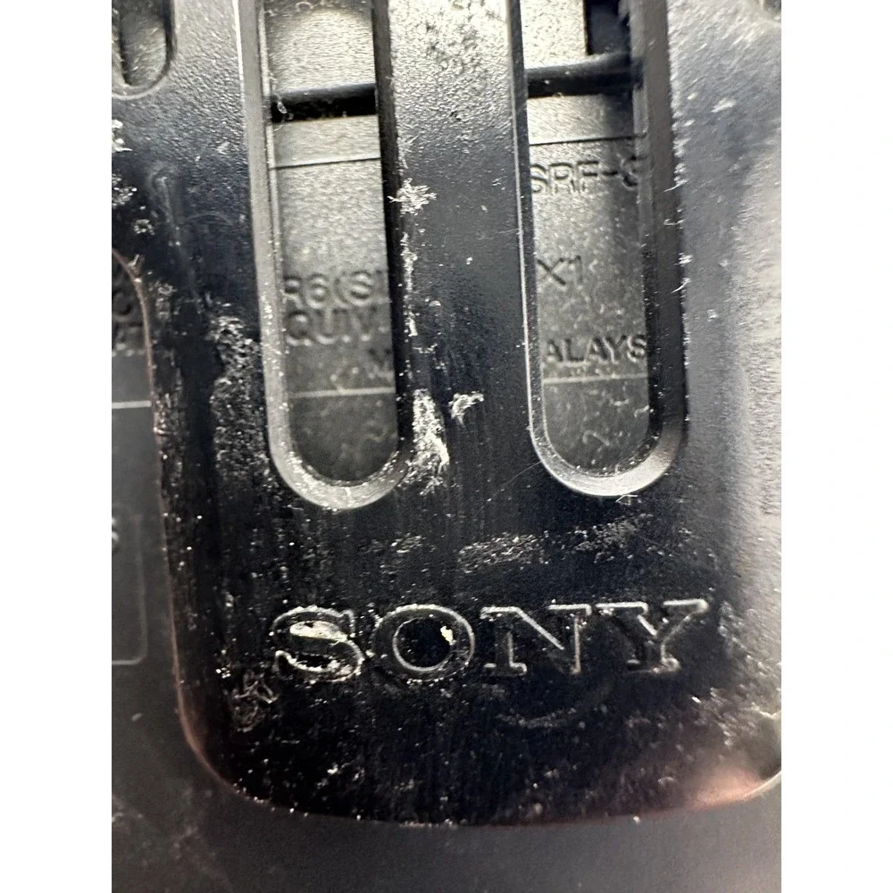 Sony FM Stereo Walkman Portable Radio Belt Clip Tuning Dial SRF-36 Black Pocket